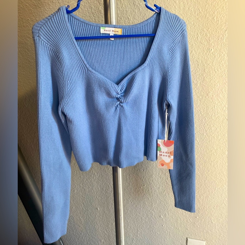 Crop Sweater NWT 💕